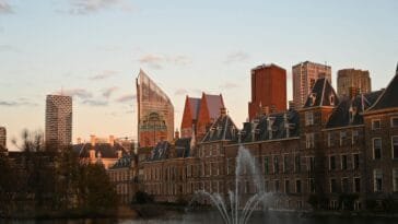 Hollanti iskee laittomaan jättikasinoon