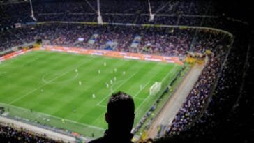 Italian jalkapalloliitto vaatii rahapelimainontakiellon purkamista – ”Lähes tehoton”