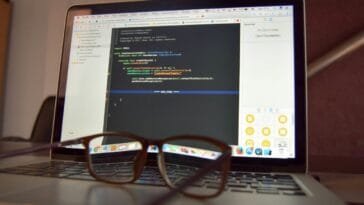 Suomen uusi B2B-lisenssi muuttaa rahapelimarkkinaa — velvoite astuu voimaan 2028