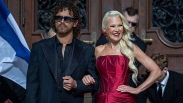 Suomen Euroviisu-edustajat Pete Parkkonen ja Linda Lampenius Wienissä Eurovision 2026 -tapahtumassa